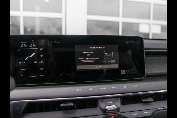 Kia EV9 GT-Line AWD 99.8 kWh | Actieprijs* | Navi. | Clima. | Dodehoekcamera | Intelligente Parkeerassistentie | Massagefunctie | GT-Line Vegan Lederen Stoelbekleding | Premium Sound System | Zonnedak met Schuif-/Kantelfunctie