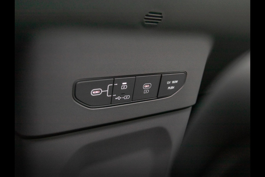 Kia EV9 GT-Line AWD 99.8 kWh | Actieprijs* | Navi. | Clima. | Dodehoekcamera | Intelligente Parkeerassistentie | Massagefunctie | GT-Line Vegan Lederen Stoelbekleding | Premium Sound System | Zonnedak met Schuif-/Kantelfunctie