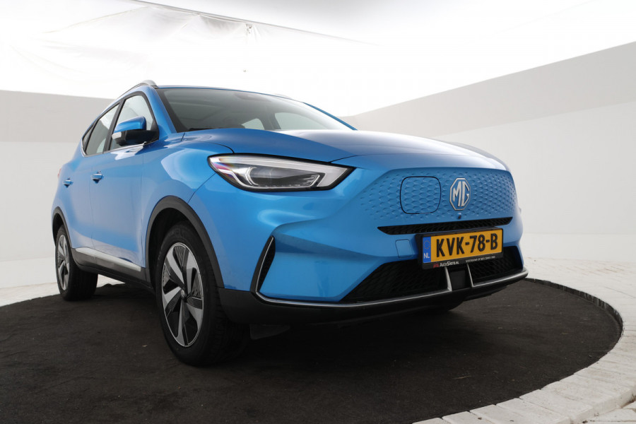 MG Mg zs ev EV Long Range Luxury 70 kWh Panorama, 360 camera, Apple carplay!