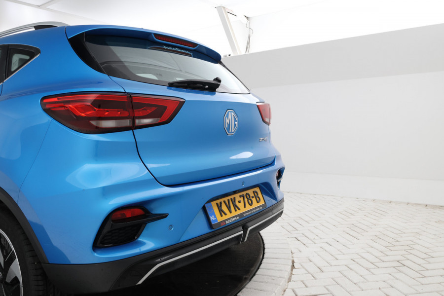 MG Mg zs ev EV Long Range Luxury 70 kWh Panorama, 360 camera, Apple carplay!