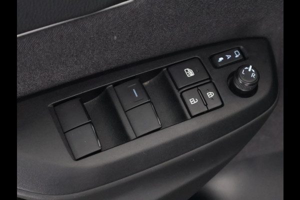 Toyota Yaris Cross 1.5 Hybrid 130 Launch Edition | Stuur- & Stoelverwarming | Panoramadak | Dodehoek detectie | Parkeersensoren | Navigatie | Elektrische kofferbak | HUD |