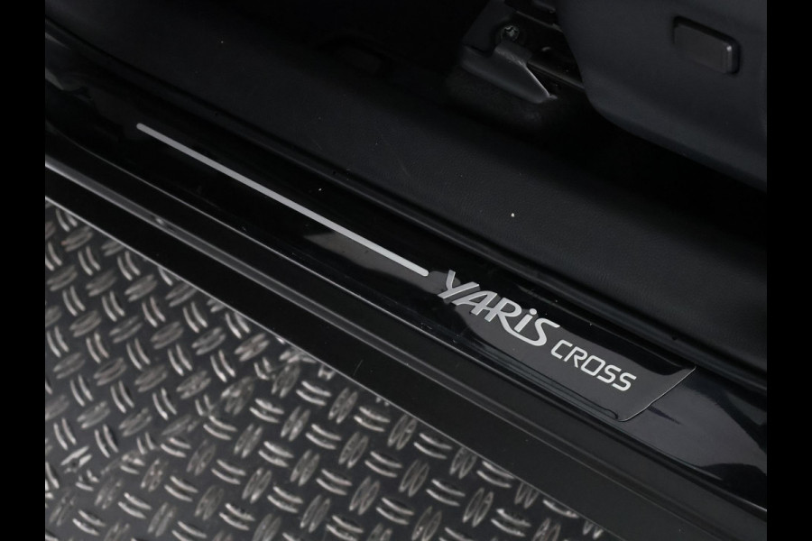 Toyota Yaris Cross 1.5 Hybrid 130 Launch Edition | Stuur- & Stoelverwarming | Panoramadak | Dodehoek detectie | Parkeersensoren | Navigatie | Elektrische kofferbak | HUD |
