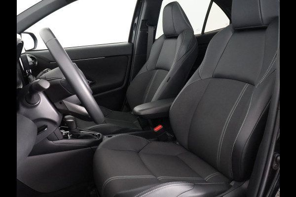 Toyota Yaris Cross 1.5 Hybrid 130 Launch Edition | Stuur- & Stoelverwarming | Panoramadak | Dodehoek detectie | Parkeersensoren | Navigatie | Elektrische kofferbak | HUD |