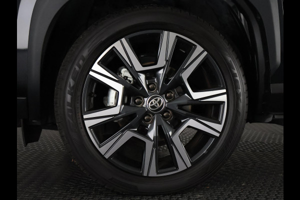 Toyota Yaris Cross 1.5 Hybrid 130 Launch Edition | Stuur- & Stoelverwarming | Panoramadak | Dodehoek detectie | Parkeersensoren | Navigatie | Elektrische kofferbak | HUD |