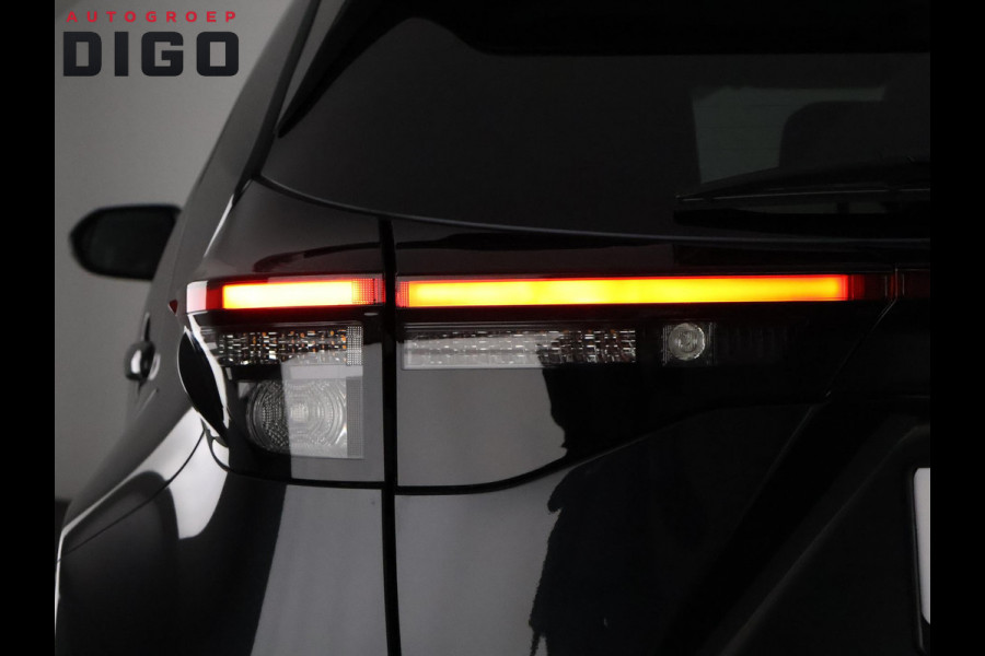Toyota Yaris Cross 1.5 Hybrid 130 Launch Edition | Stuur- & Stoelverwarming | Panoramadak | Dodehoek detectie | Parkeersensoren | Navigatie | Elektrische kofferbak | HUD |