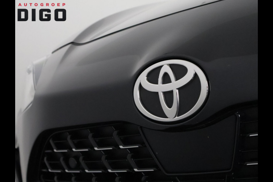 Toyota Yaris Cross 1.5 Hybrid 130 Launch Edition | Stuur- & Stoelverwarming | Panoramadak | Dodehoek detectie | Parkeersensoren | Navigatie | Elektrische kofferbak | HUD |