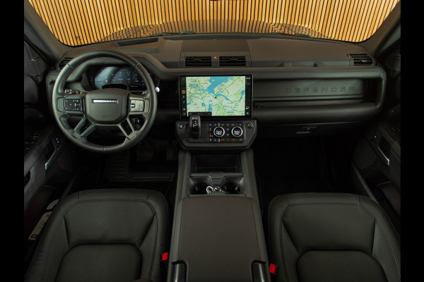 Land Rover Defender 110 2.0 P300e 110 X-Dynamic HSE HERITAGE | PANO | HUD | 22" | MERIDIAN 700W