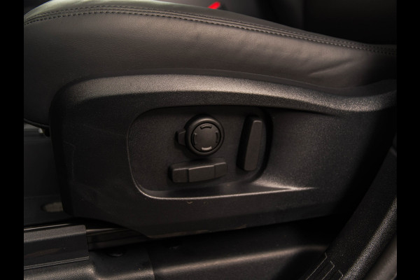 Land Rover Defender 110 2.0 P300e 110 X-Dynamic HSE HERITAGE | PANO | HUD | 22" | MERIDIAN 700W