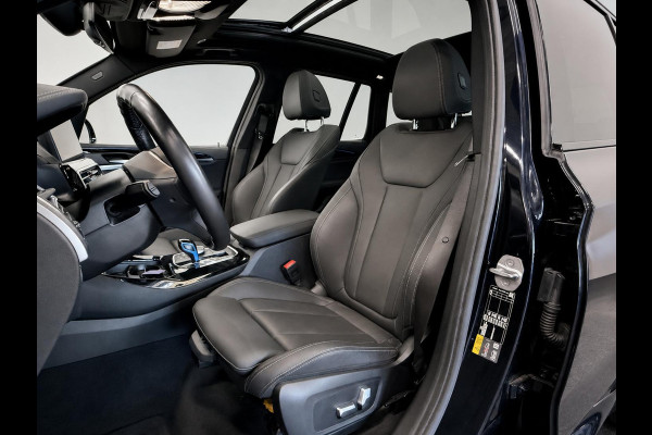 BMW iX3 High Executive M Sport 80 kWh Panoramadak Driving Adaptive Cryuise Control Leder Assistant Professional Camera Adaptief LED Shadow Line Stoelverwarming