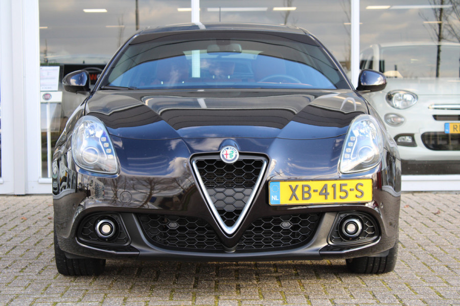 Alfa Romeo Giulietta 1.4 Turbo MultiAir Super 170pk TCT│18'' velgen│Leer│Clima│Cruise│Navi
