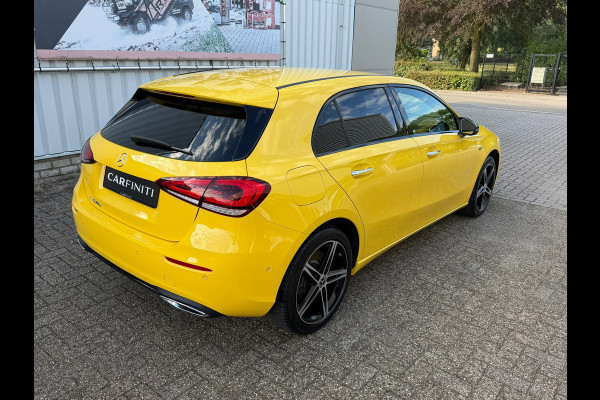 Mercedes-Benz A-Klasse 250 e Advantage 218 Pk SOH 95% | Widescreen | Navigatie | Cruise | Camera | Clima | Lichtmetaal.