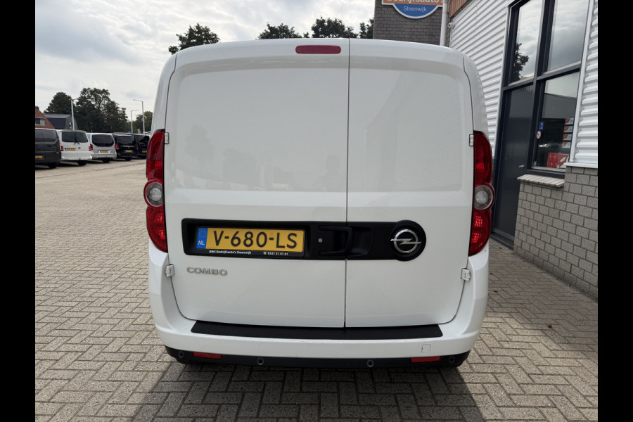 Opel Combo 1.6 CDTi 105pk L2H1 Sport / vaste prijs rijklaar € 8.950 ex btw / euro 6 / bpm vrij / lease vanaf € 151 / airco / cruise control / pdc achter / stoelverwarming / armsteun