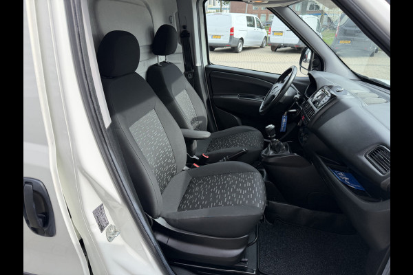 Opel Combo 1.6 CDTi 105pk L2H1 Sport / vaste prijs rijklaar € 8.950 ex btw / euro 6 / bpm vrij / lease vanaf € 151 / airco / cruise control / pdc achter / stoelverwarming / armsteun
