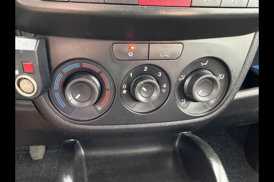 Opel Combo 1.6 CDTi 105pk L2H1 Sport / vaste prijs rijklaar € 8.950 ex btw / euro 6 / bpm vrij / lease vanaf € 151 / airco / cruise control / pdc achter / stoelverwarming / armsteun