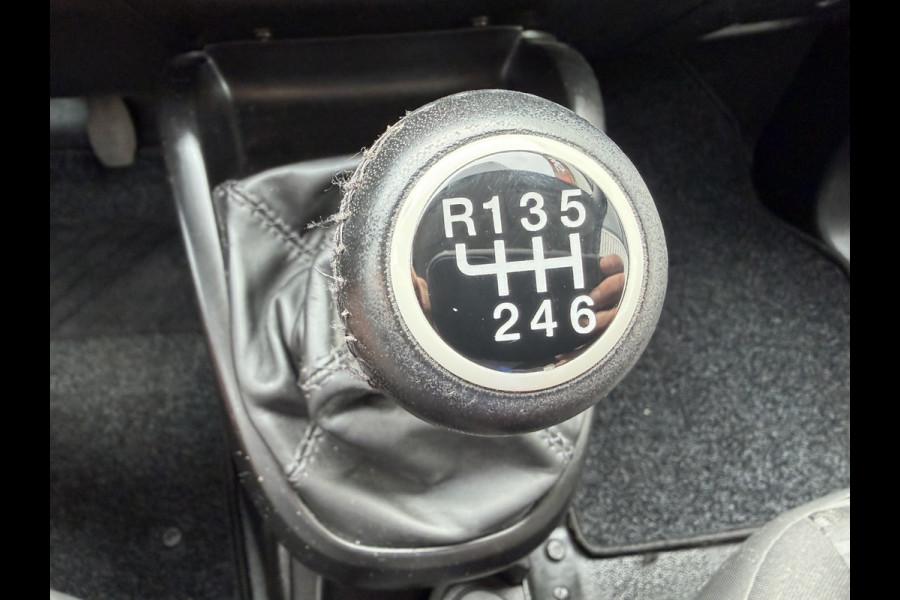 Opel Combo 1.6 CDTi 105pk L2H1 Sport / vaste prijs rijklaar € 8.950 ex btw / euro 6 / bpm vrij / lease vanaf € 151 / airco / cruise control / pdc achter / stoelverwarming / armsteun