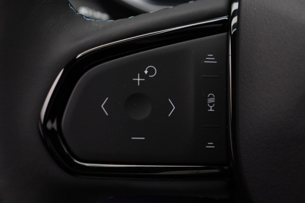 Lynk & Co 01 1.5 261PK Plug-in Hybrid *Zwarte Hemel* 360 Camera Pano/dak Apple/Carplay Adaptive/Cruise