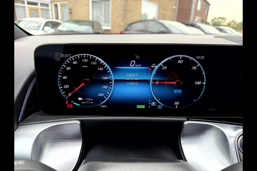 Mercedes-Benz EQB 250 Luxury Line 67 kWh SOH 95.6%,Panoramadak, Camera, Stoelverwarming