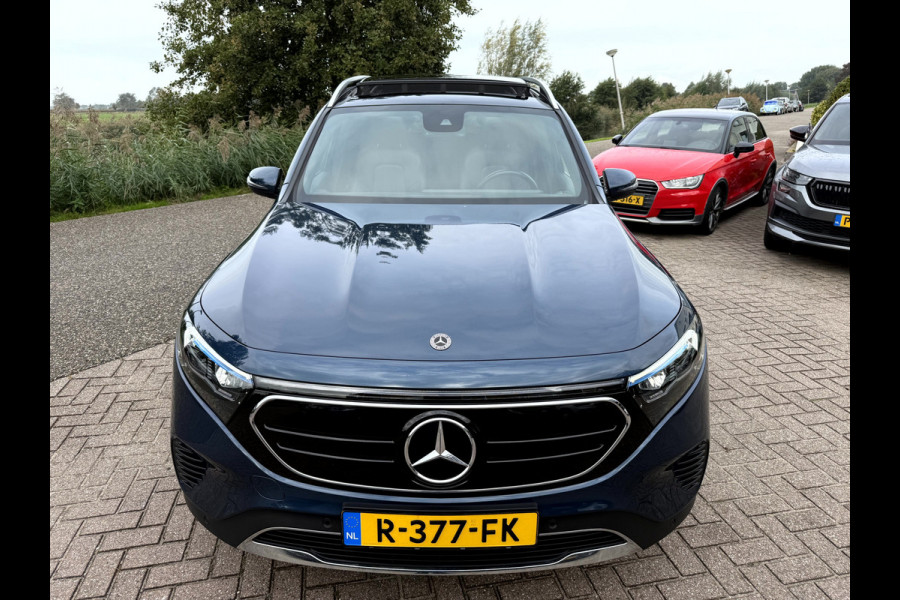 Mercedes-Benz EQB 250 Luxury Line 67 kWh SOH 95.6%,Panoramadak, Camera, Stoelverwarming