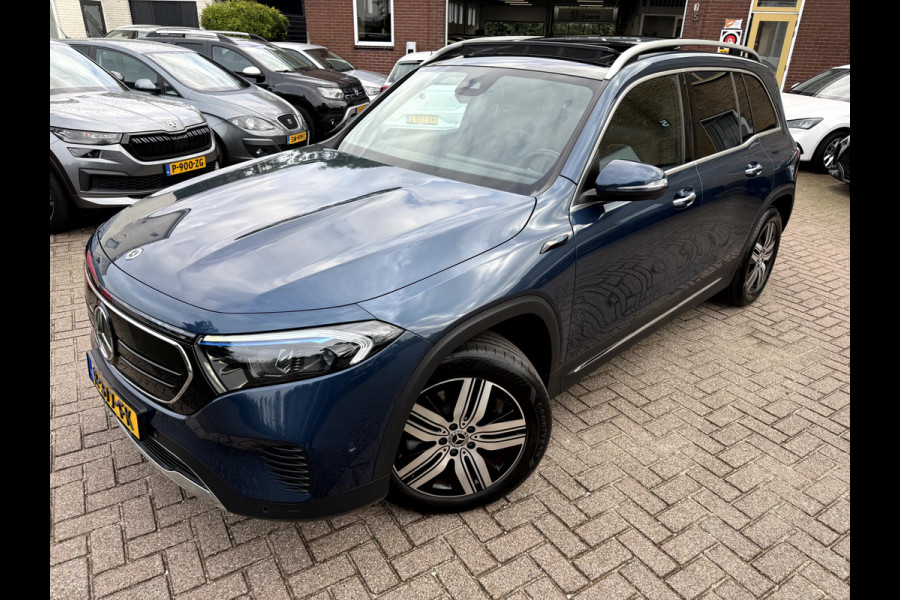 Mercedes-Benz EQB 250 Luxury Line 67 kWh SOH 95.6%,Panoramadak, Camera, Stoelverwarming