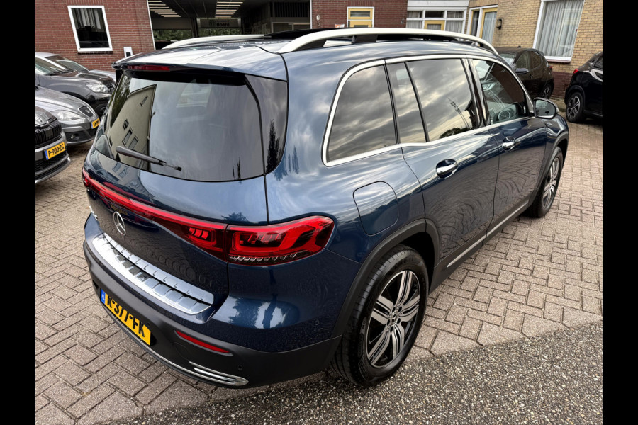 Mercedes-Benz EQB 250 Luxury Line 67 kWh SOH 95.6%,Panoramadak, Camera, Stoelverwarming
