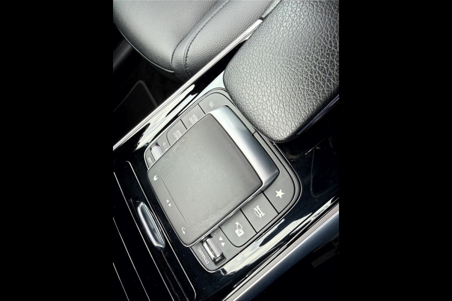 Mercedes-Benz EQB 250 Luxury Line 67 kWh SOH 95.6%,Panoramadak, Camera, Stoelverwarming