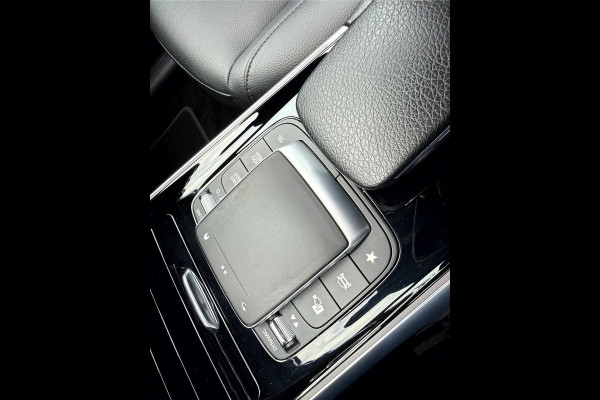 Mercedes-Benz EQB 250 Luxury Line 67 kWh SOH 95.6%,Panoramadak, Camera, Stoelverwarming
