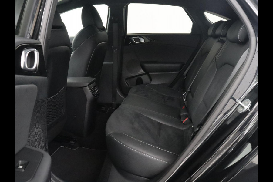 Kia ProCeed 1.0 T-GDI GT-Line | Leder/Alcantara | Stuur/stoel verwarming | Carplay | Virtual Dashboard | Full LED | Camera | Park assist | Climate control |