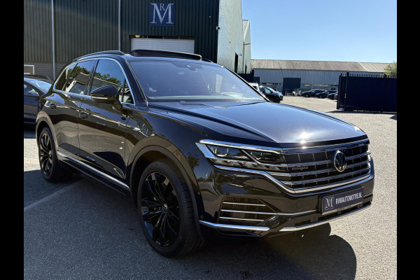 Volkswagen Touareg 3.0 TSI Elegance VAN: 56.900,- VOOR: 52.877,- UW HERFSTVOORDEEL: 4.023,- EURO | LUCHTVERING| ELEK. TREKHAAK| LEDER| PANO | STOELVENTILATIE + MASSAGE| ACHTERBANK VERWARMD| MEMORY STOEL| 360 CAMERA| MEGA VOL!|
