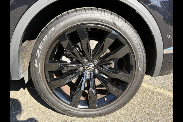 Volkswagen Touareg 3.0 TSI Elegance VAN: 56.900,- VOOR: 52.877,- UW HERFSTVOORDEEL: 4.023,- EURO | LUCHTVERING| ELEK. TREKHAAK| LEDER| PANO | STOELVENTILATIE + MASSAGE| ACHTERBANK VERWARMD| MEMORY STOEL| 360 CAMERA| MEGA VOL!|