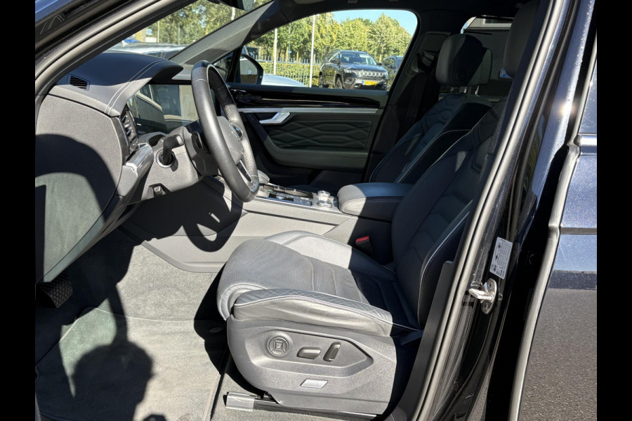 Volkswagen Touareg 3.0 TSI Elegance VAN: 56.900,- VOOR: 52.877,- UW HERFSTVOORDEEL: 4.023,- EURO | LUCHTVERING| ELEK. TREKHAAK| LEDER| PANO | STOELVENTILATIE + MASSAGE| ACHTERBANK VERWARMD| MEMORY STOEL| 360 CAMERA| MEGA VOL!|