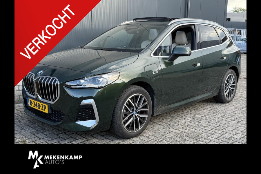 BMW 2 Serie Active Tourer 230e xDrive M Sport 18"/Panoramadak/Leder + memory/Trekhaak/Dodehoek/Keyless/360 camera/Harman Kardon/Adaptieve cruise/Head-up
