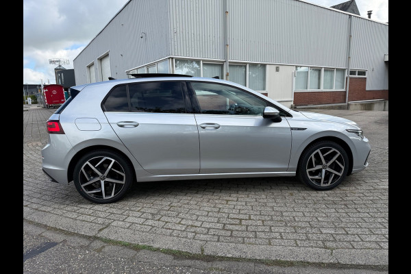 Volkswagen Golf 1.5 eTSI HYBRID R-Line iQ-LED VIRTUAL PANO ACC ALCA SIDE