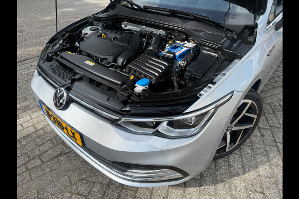 Volkswagen Golf 1.5 eTSI HYBRID R-Line iQ-LED VIRTUAL PANO ACC ALCA SIDE