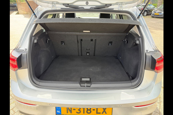 Volkswagen Golf 1.5 eTSI HYBRID R-Line iQ-LED VIRTUAL PANO ACC ALCA SIDE