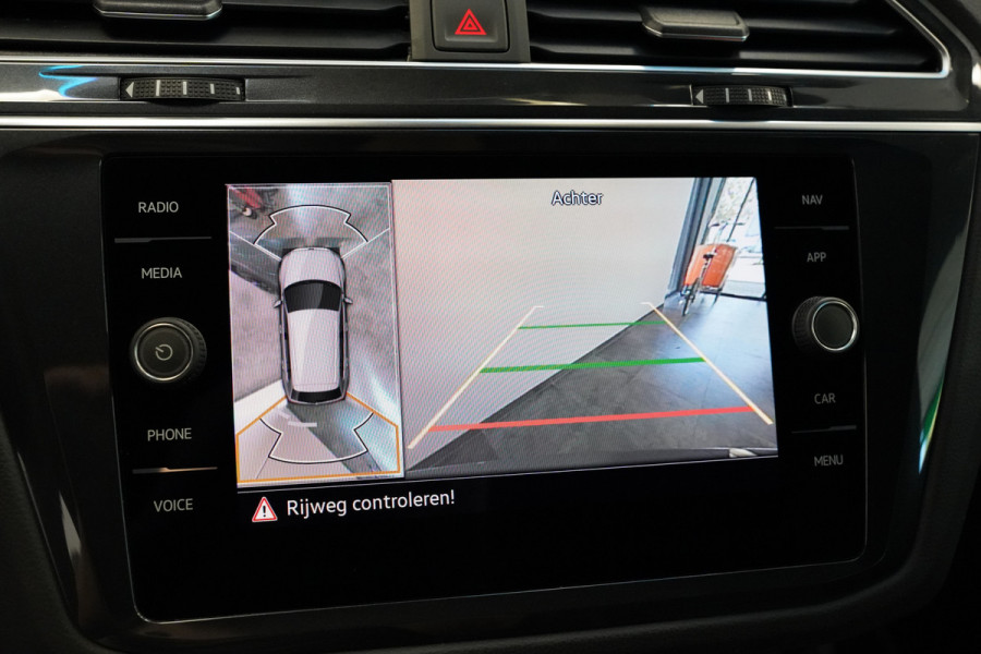 Volkswagen Tiguan 1.4 TSI eHybrid R-Line Business ACC Pano Elec. achterklep Privacy Glass 24 Maanden garantie* (Vraag naar de voorwaarden)
