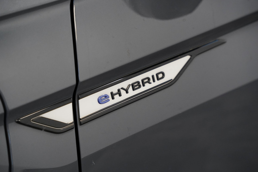 Volkswagen Tiguan 1.4 TSI eHybrid R-Line Business ACC Pano Elec. achterklep Privacy Glass 24 Maanden garantie* (Vraag naar de voorwaarden)