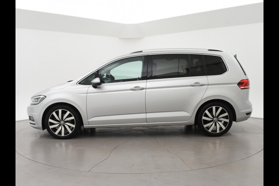 Volkswagen Touran 1.5 TSI 150 PK DSG AUT. 7-PERS HIGHLINE + TREKHAAK | ADAPTIVE CRUISE | MASSAGE | CAMERA | STOELVERW.