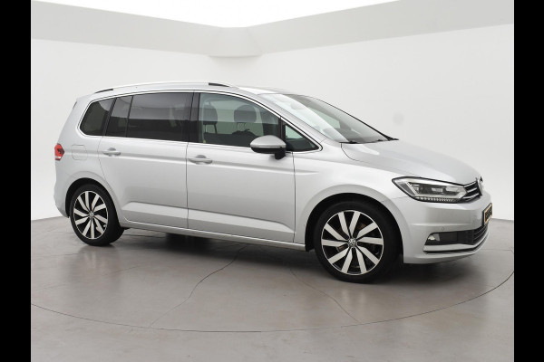 Volkswagen Touran 1.5 TSI 150 PK DSG AUT. 7-PERS HIGHLINE + TREKHAAK | ADAPTIVE CRUISE | MASSAGE | CAMERA | STOELVERW.