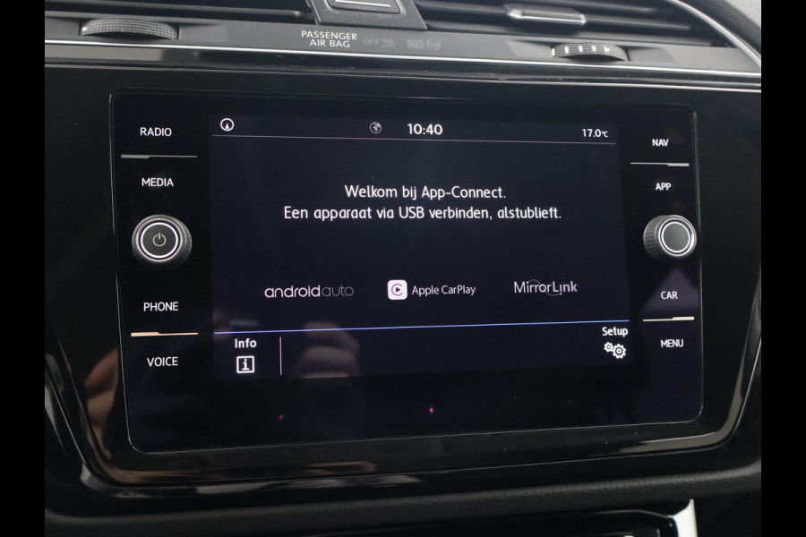 Volkswagen Touran 1.5 TSI 150 PK DSG AUT. 7-PERS HIGHLINE + TREKHAAK | ADAPTIVE CRUISE | MASSAGE | CAMERA | STOELVERW.