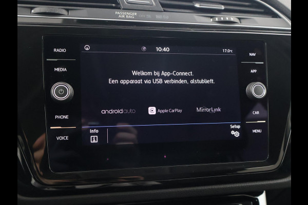 Volkswagen Touran 1.5 TSI 150 PK DSG AUT. 7-PERS HIGHLINE + TREKHAAK | ADAPTIVE CRUISE | MASSAGE | CAMERA | STOELVERW.