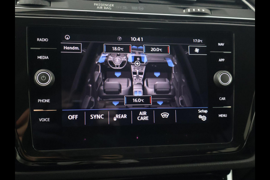Volkswagen Touran 1.5 TSI 150 PK DSG AUT. 7-PERS HIGHLINE + TREKHAAK | ADAPTIVE CRUISE | MASSAGE | CAMERA | STOELVERW.