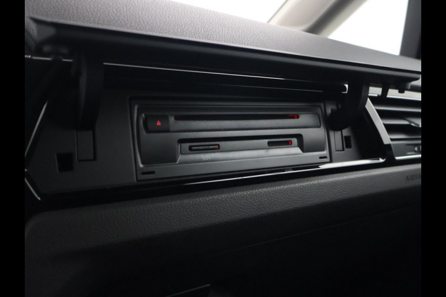 Volkswagen Touran 1.5 TSI 150 PK DSG AUT. 7-PERS HIGHLINE + TREKHAAK | ADAPTIVE CRUISE | MASSAGE | CAMERA | STOELVERW.