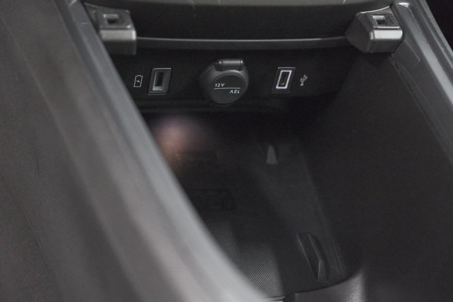 Fiat 600 1.2 Hybrid 110 La Prima | Elektrische Achterklep | Adaptieve Cruise Control | Dodehoekdetectie | Camera