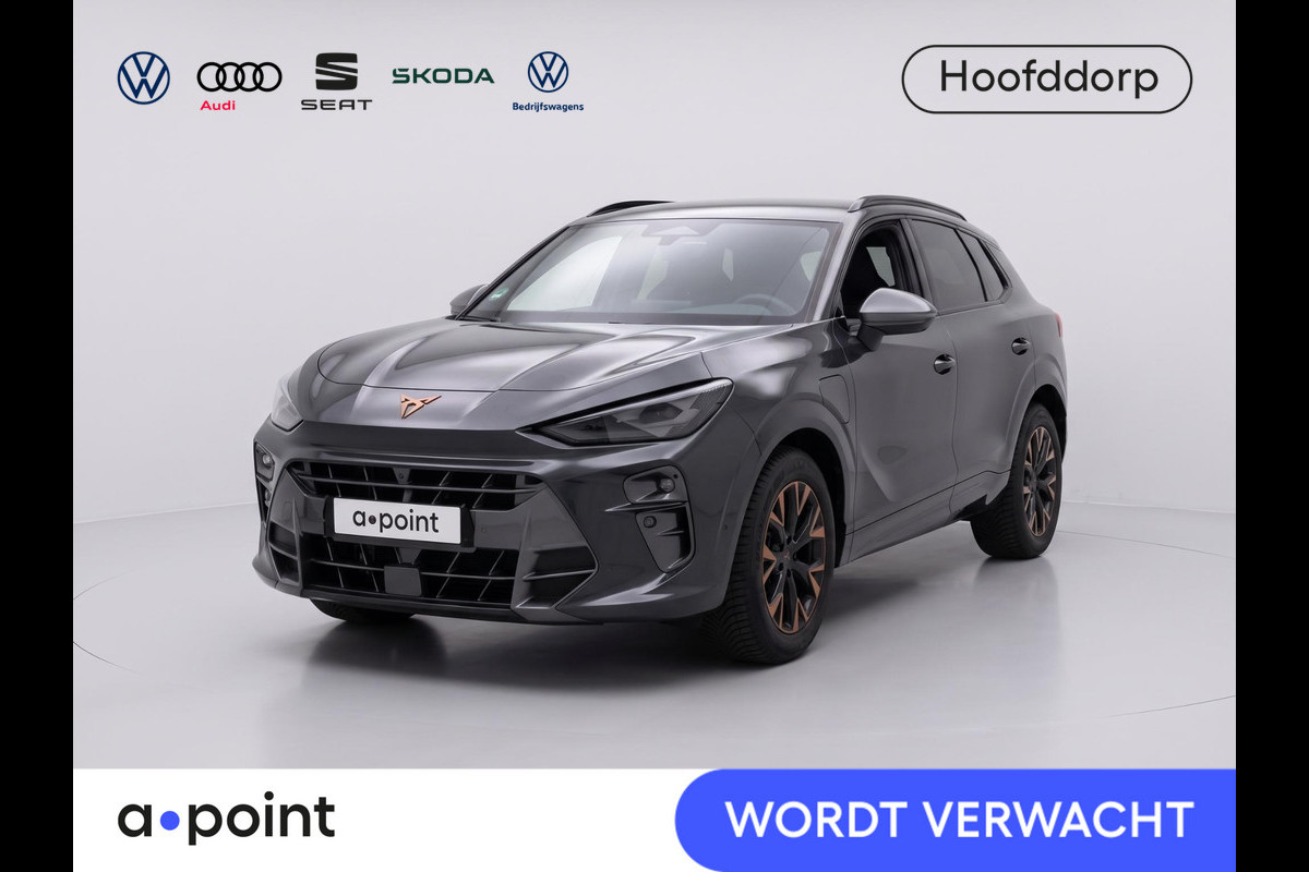 CUPRA Terramar 1.5 TSI e-Hybrid Business 204 pk Automaat (DSG) | Navigatie | Parkeersensoren (Park assist) | Rondomzicht camera | Adaptieve cruise control | Stoelverwarming | Head-up display | Elektr. verstelbare stoelen |
