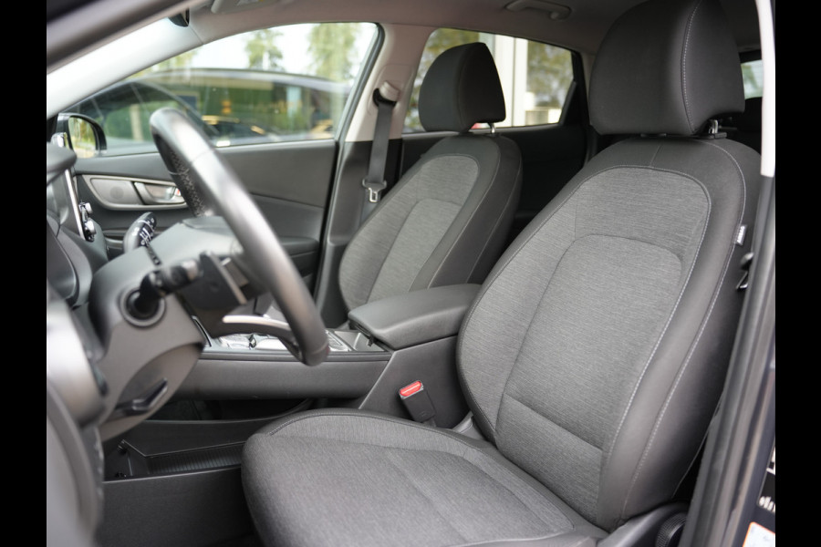 Hyundai Kona EV Fashion 64 kWh | warmtepomp | Cruise control adaptief met stop&go | Climate Control |