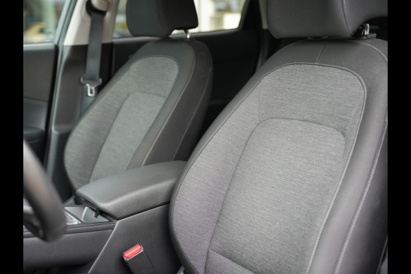 Hyundai Kona EV Fashion 64 kWh | warmtepomp | Cruise control adaptief met stop&go | Climate Control |