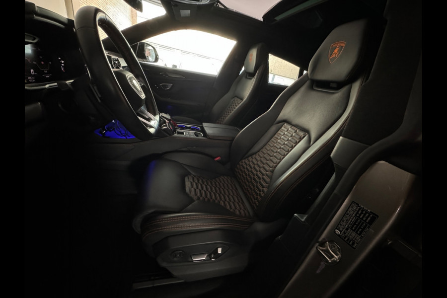 Lamborghini Urus 4.0 V8 Pano|Ceramic|B&O 3D|360 Camera|Massage