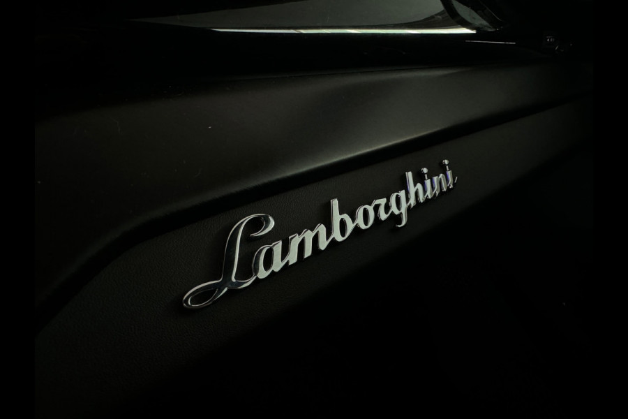 Lamborghini Urus 4.0 V8 Pano|Ceramic|B&O 3D|360 Camera|Massage