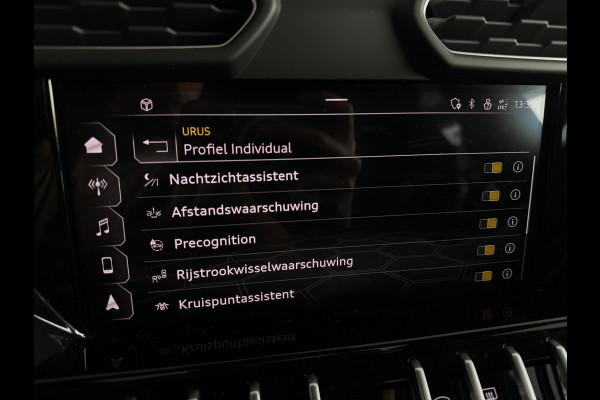 Lamborghini Urus 4.0 V8 Pano|Ceramic|B&O 3D|360 Camera|Massage
