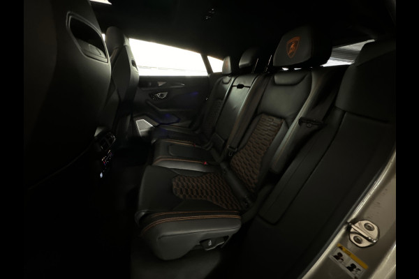 Lamborghini Urus 4.0 V8 Pano|Ceramic|B&O 3D|360 Camera|Massage